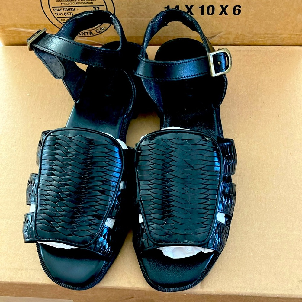 NWOT Rockport women shoes leather upper black size 7 1/2 W